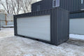20-Fuß Container mit 16 Rolltoren